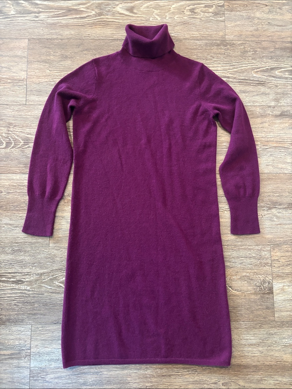 Neiman Marcus 100% Cashmere Purple Turtleneck Sweater Dress Women's Size Large